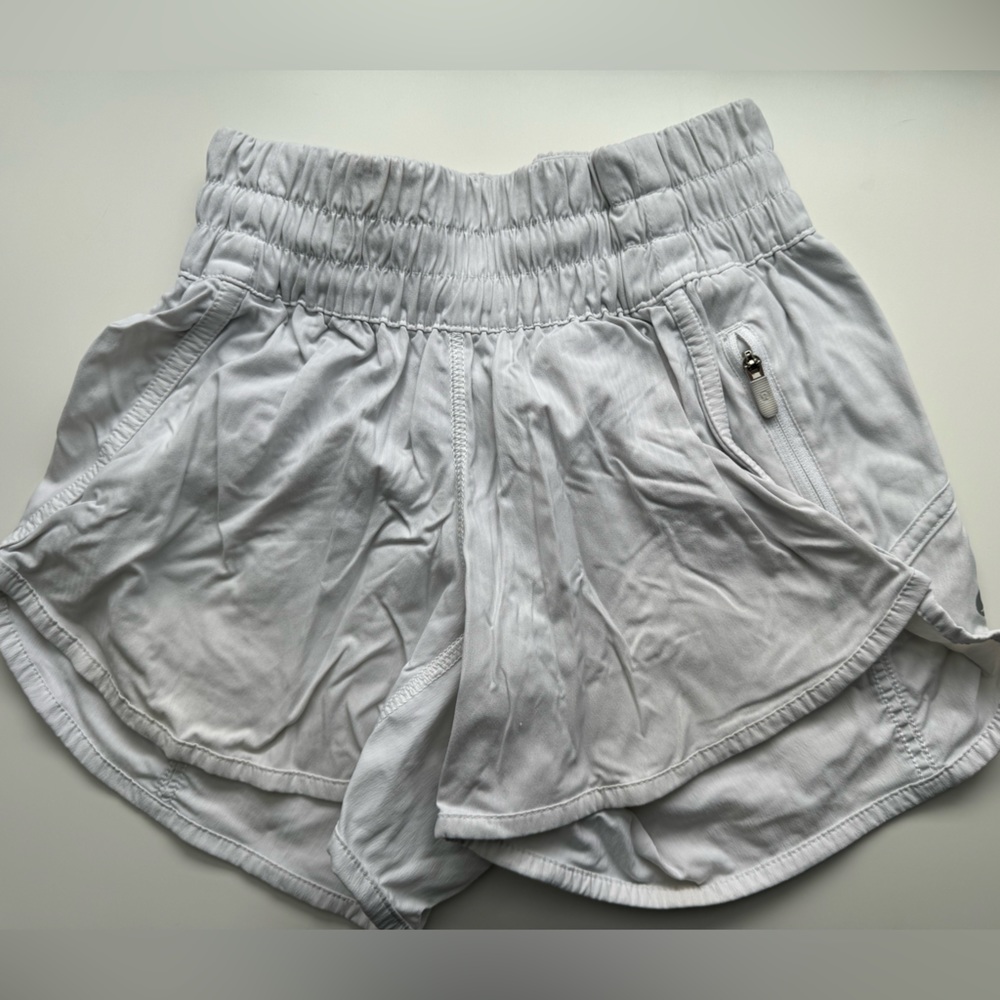 lululemon speed up shorts 4” white